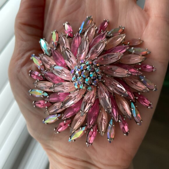 Sherman Rare Signed Austrian Marquise Cut Crystal Doomed Starburst Brooch Pink - Picture 8 of 9